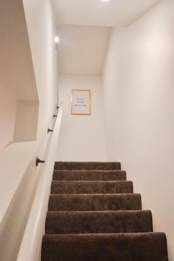 Perfect Modern Townhouse Cbd クライストチャーチ エクステリア 写真